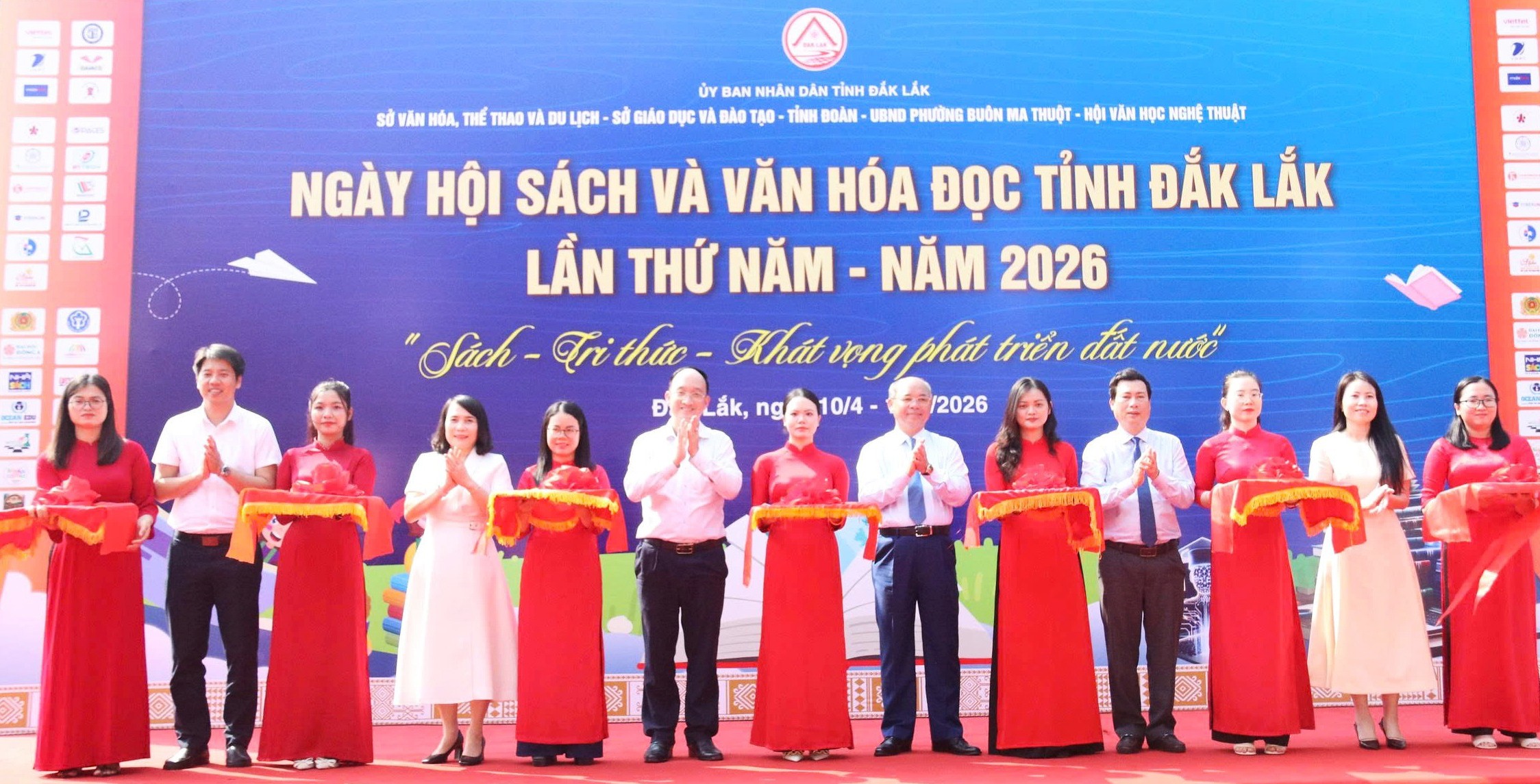 cat-bang-khai-mac-ngay-sach-1775813161.jpg