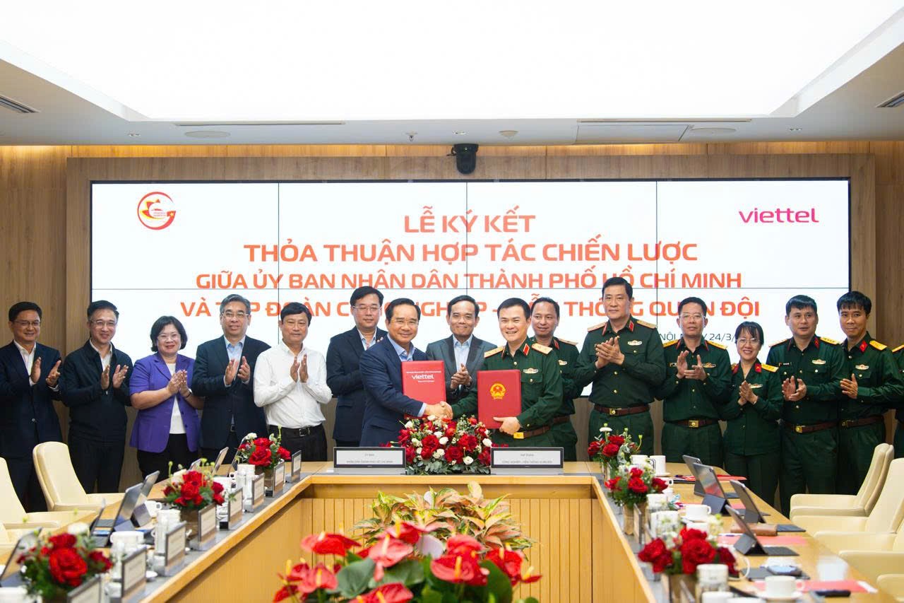 anh-hop-tac-chien-luoc-tphcm-va-viettel-1-8517-1164jpg-1774428798.jpg