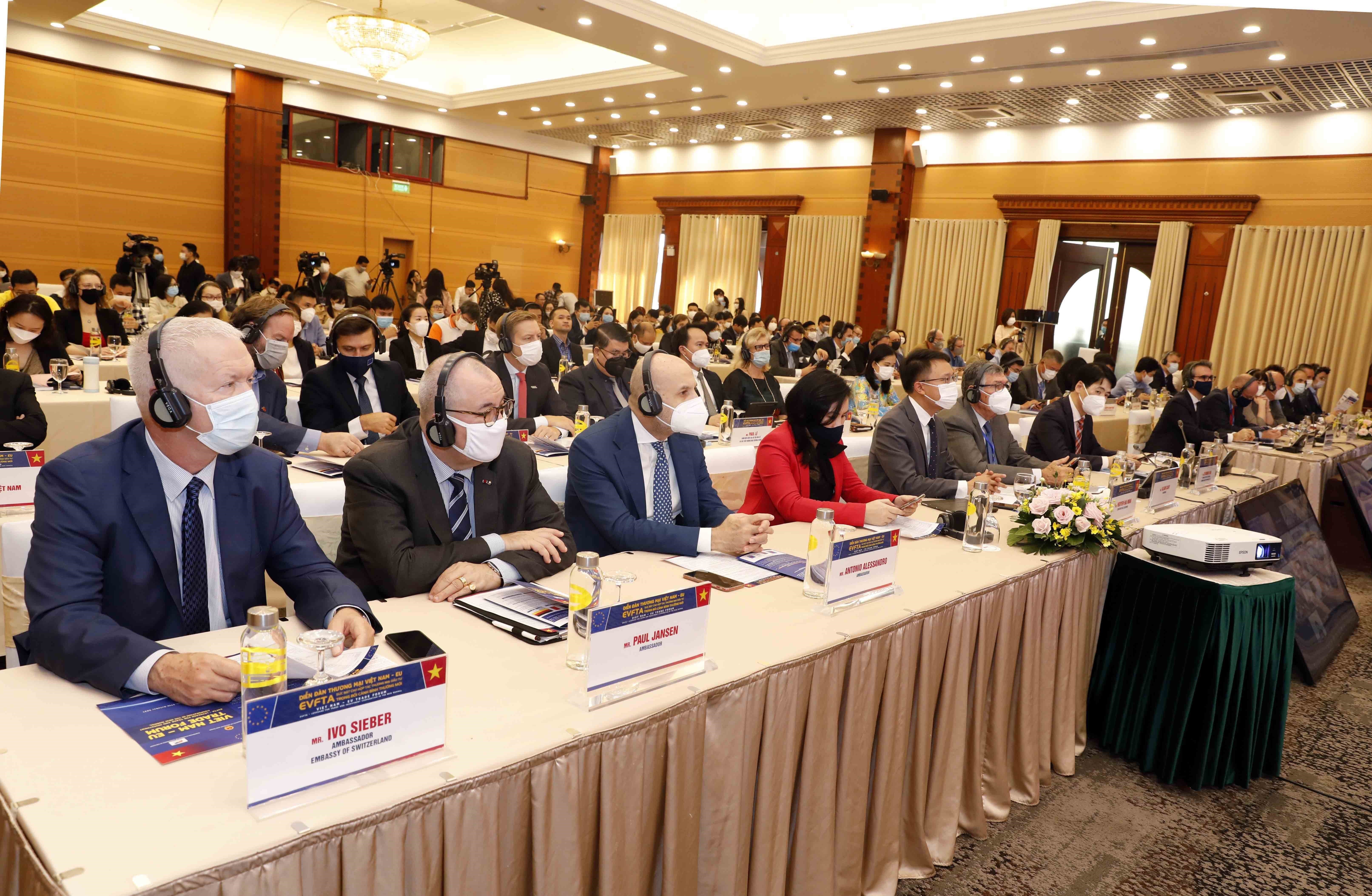 vna-potal-dien-dan-thuong-mai-viet-nam-eu-5738293-1635326671.jpg