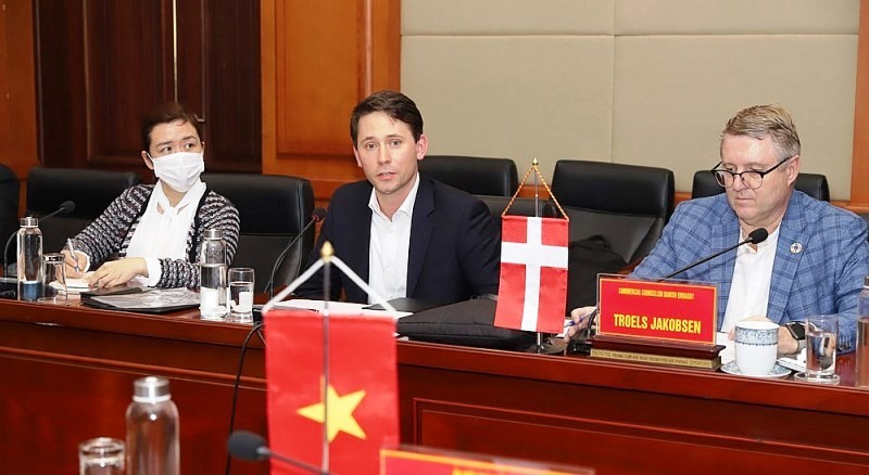 tap-doan-dien-gio-lon-nhat-the-gioi-de-xuat-dau-tu-lam-du-an-ngoai-khoi-hai-phong-1635990340.jpg