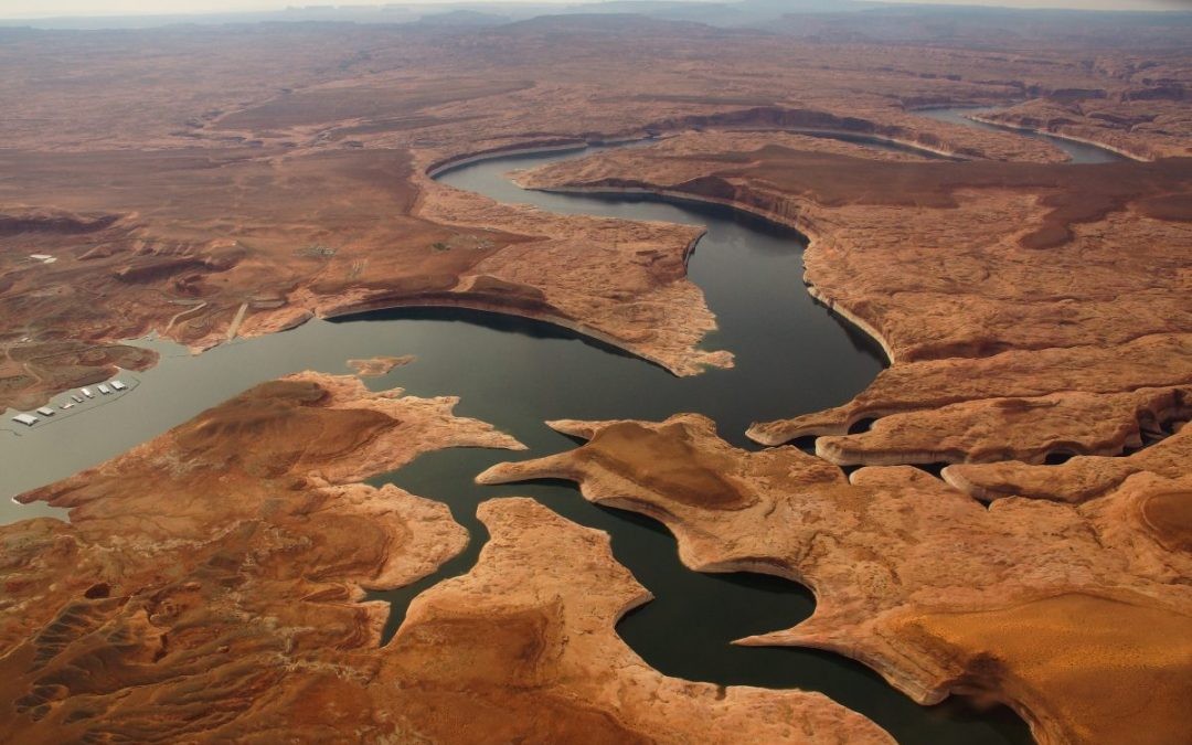 arizona-utah-lake-powell-0-ecoflight-e1574285463293-1080x675-1644942373.jpg