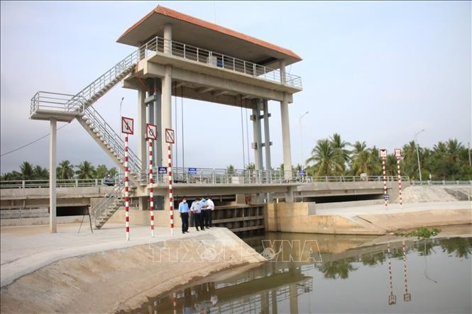 vna-potal-ben-tre-phat-huy-hieu-qua-giai-phap-cong-trinh-trong-ung-pho-han-man-stand-1645875416.jpeg