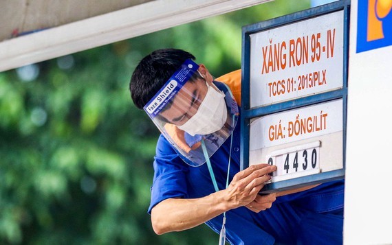 xang-dau-tang-gia-4786-mhiz-1646888347.jpeg