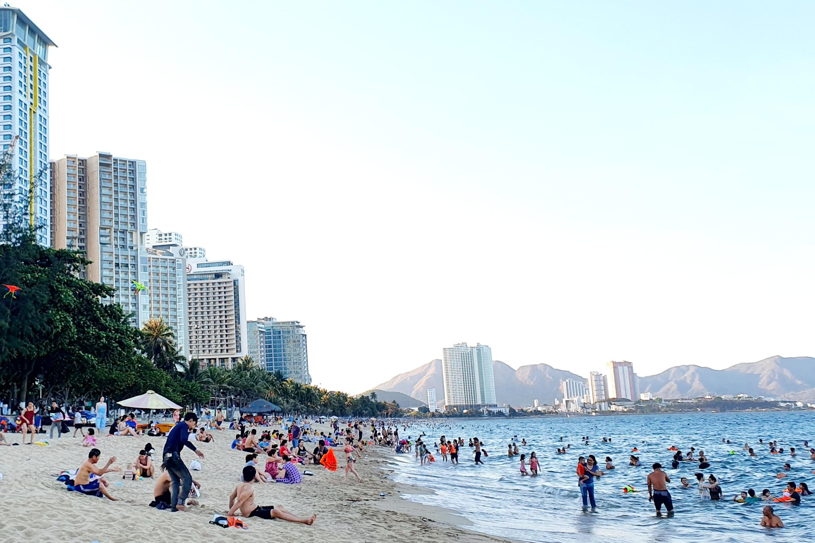 du-lich-tam-bien-nha-trang-anh-nguyen-chung-2-3968-1647425017.jpeg