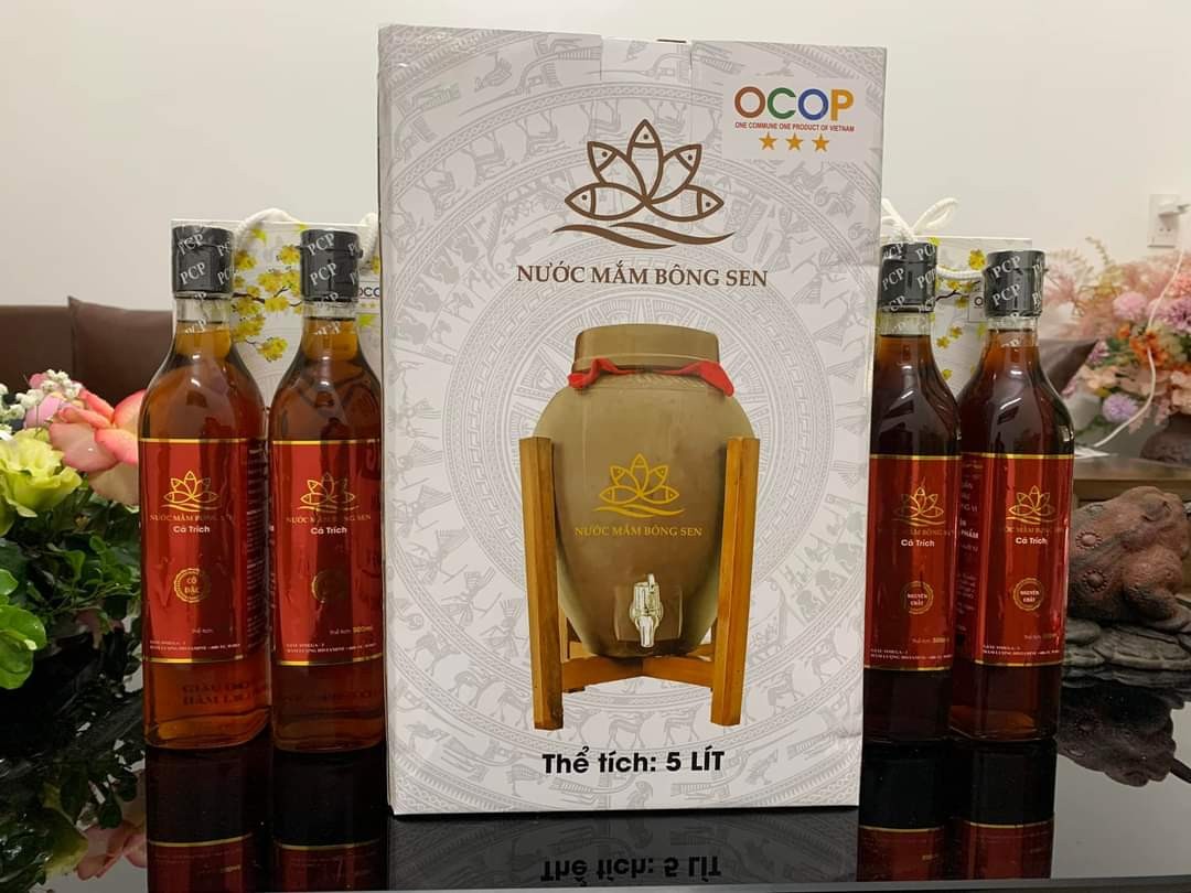 nuoc-mam-bong-sen-1647702975.jpg
