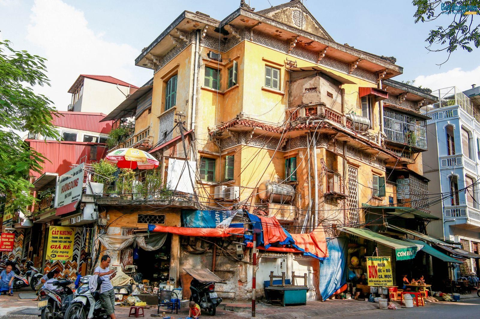hnoi-biet-thu-cu-xuong-cap-1650361617.jpeg