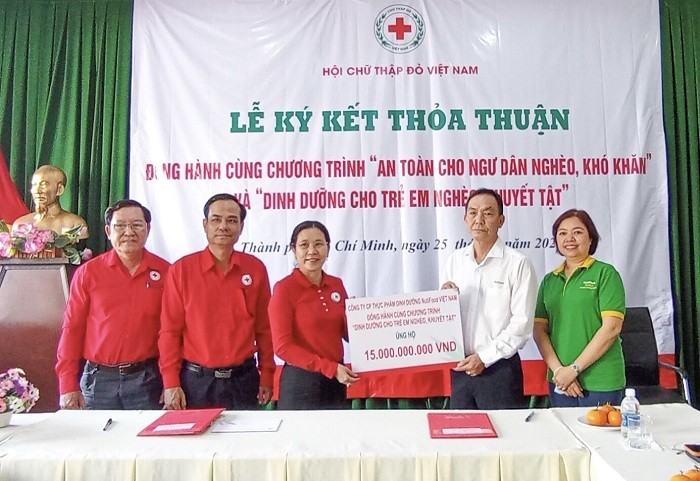 le-ky-ket-tai-tro-nutifood-hoi-chu-thap-do-vn-1-1650953292.jpg