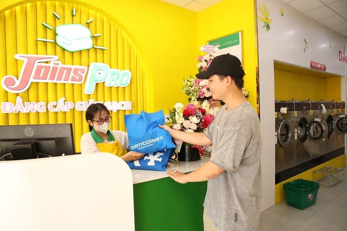 hinh-3-dai-dien-dirtycoins-1652344171.jpg