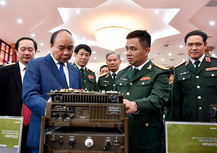 chu-tich-nuoc-du-le-trao-giai-thuong-khoa-hoc-cong-nghe-anh1-1652961652.jpg
