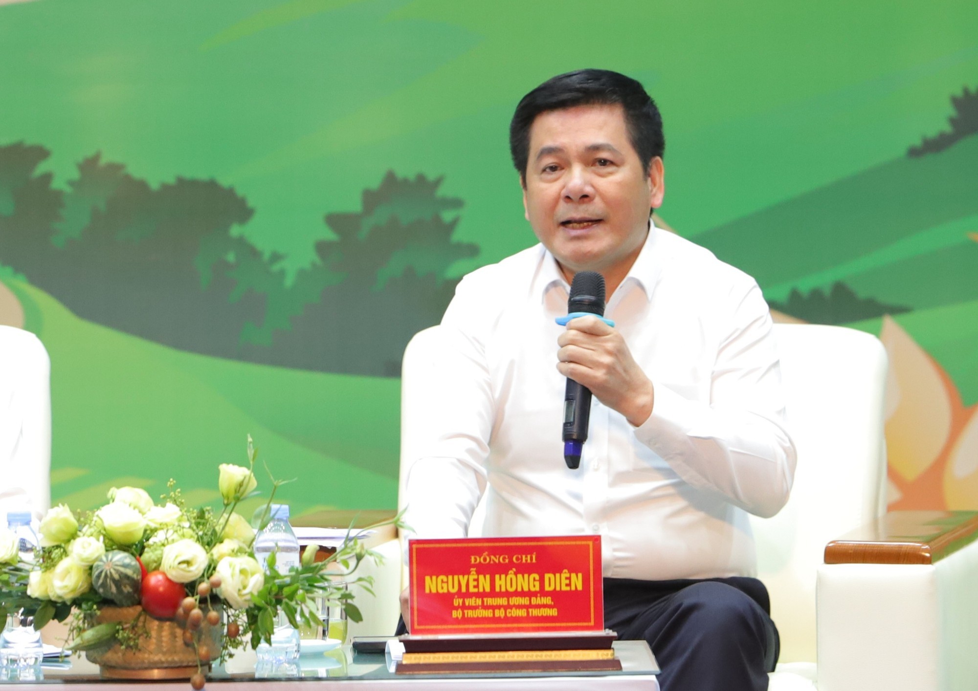 bo-truong-nguyen-hong-dien-1653832130.jpg