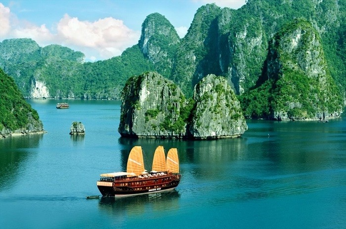 vinhhalong-1654937824.jpg