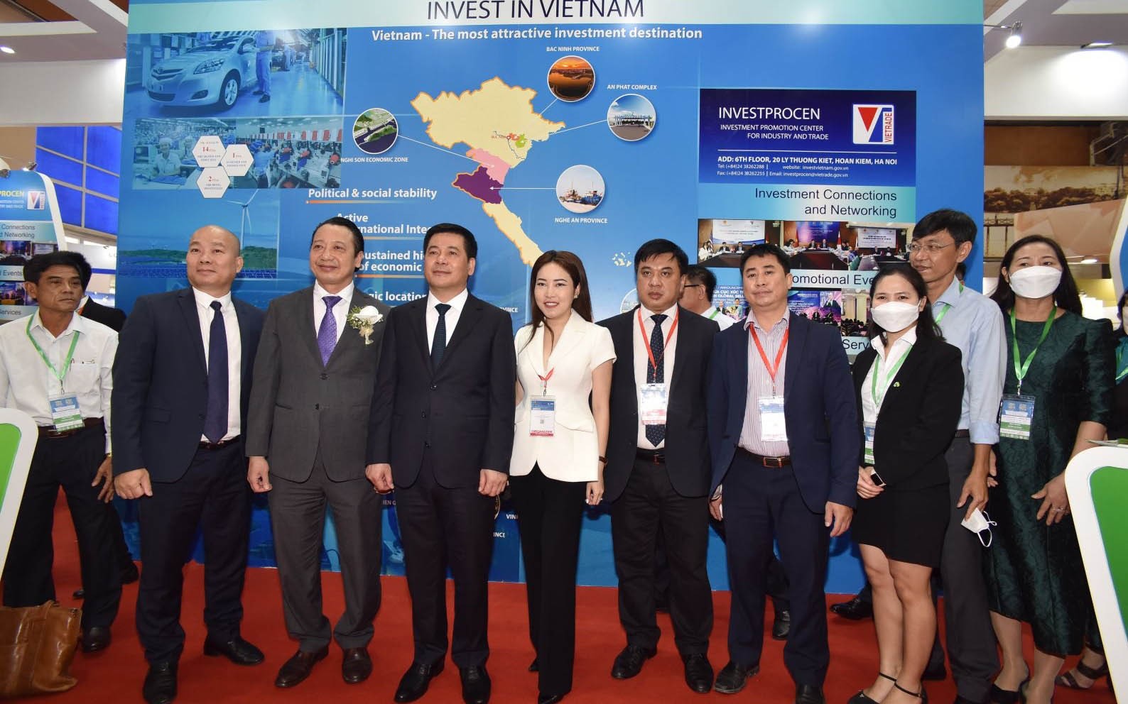 expo-1658193768.jpg