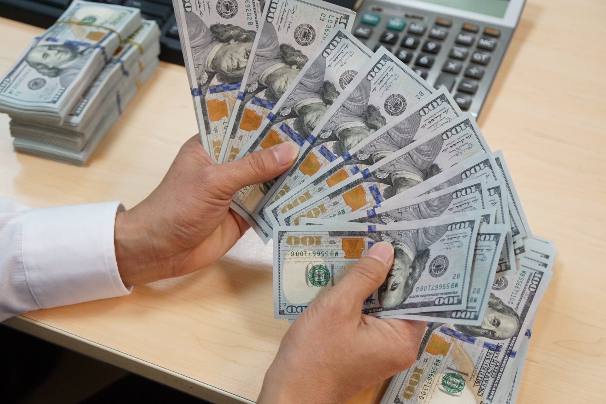 usd-6-1557896691630729520951-1663840015.jpg