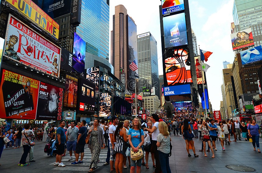 lovepik-times-square-street-new-york-usa-picture-500457246-1665233241.jpeg