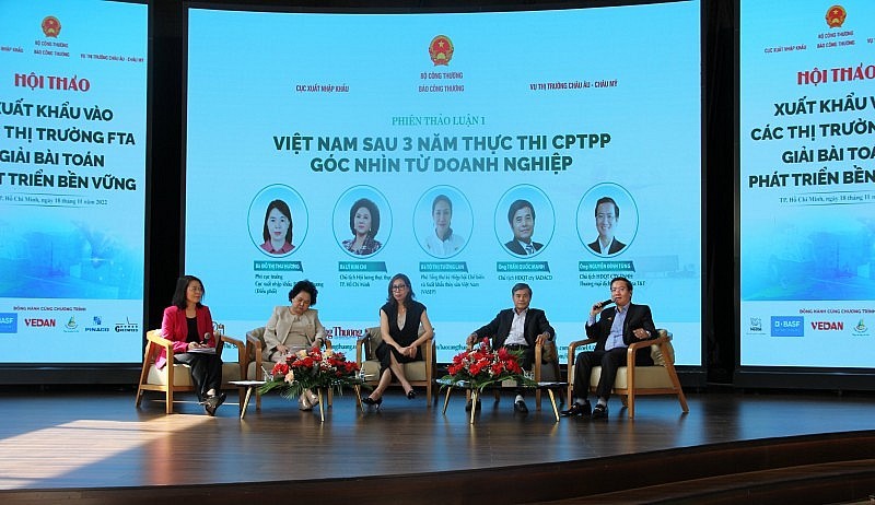 hoi-thao1-1668829794.jpg
