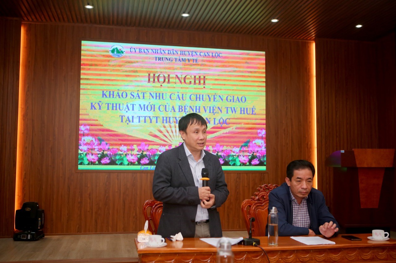 gs-hiep-pb-tai-buoi-lam-viec-1676696109.jpg
