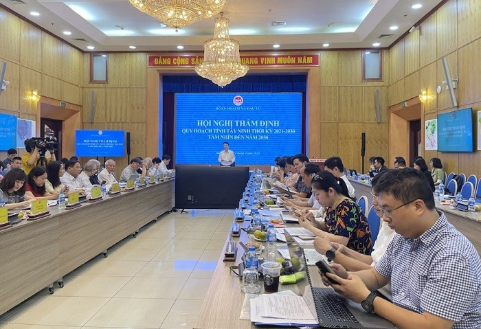 hoi-nghi-tham-dinh-quy-hoach-tay-ninh-1682127390.jpg