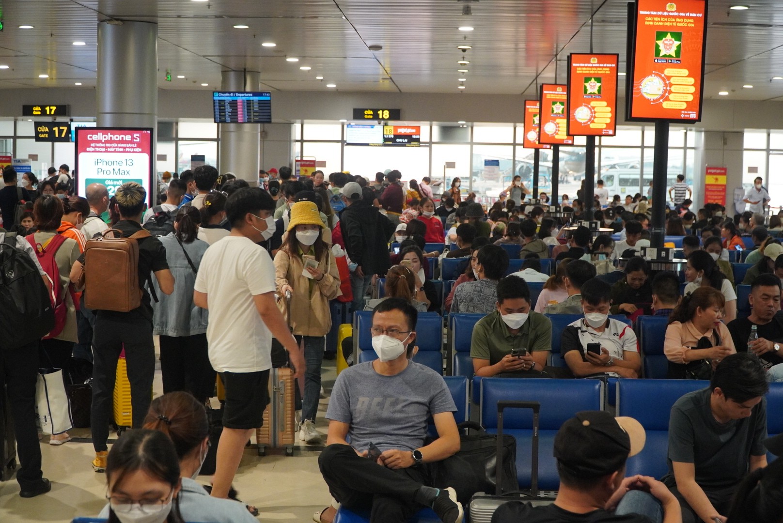 tan-son-nhat-dong-15-16620246322141732809561-1683215892.jpg