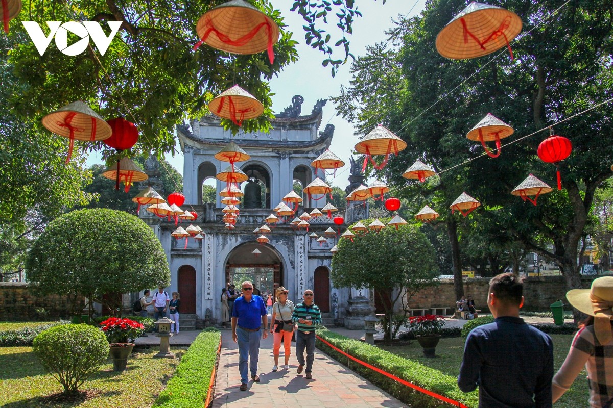 van-mieu-1686546258.jpg