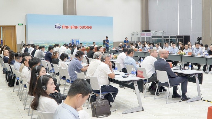 hoi-thao-1-1687847238.jpg