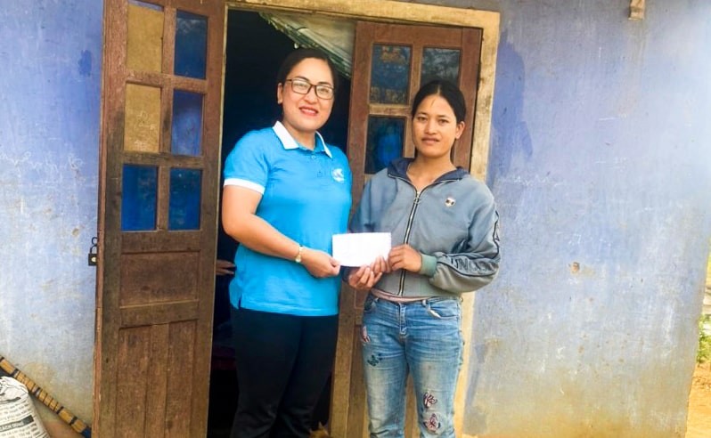 151317anh-1-hoi-lhpn-xa-ngoc-reo-ho-tro-kinh-phi-xay-nha-tam-nha-tieu-hop-ve-sinh-cho-hoi-vien-min-1694791461.jpg