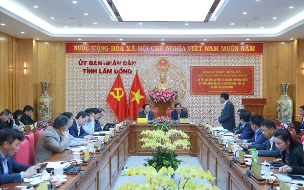 tt2-1700624042.jpg