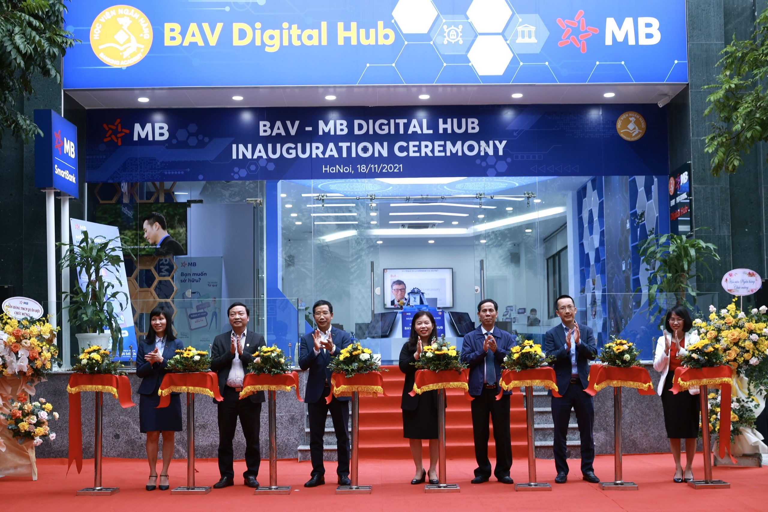 anh-1-khong-gian-sang-tao-so-bav-mb-digital-hub-duoc-khanh-thanh-tai-hoc-vien-ngan-hang-vao-nam-2021-1704435933.jpg