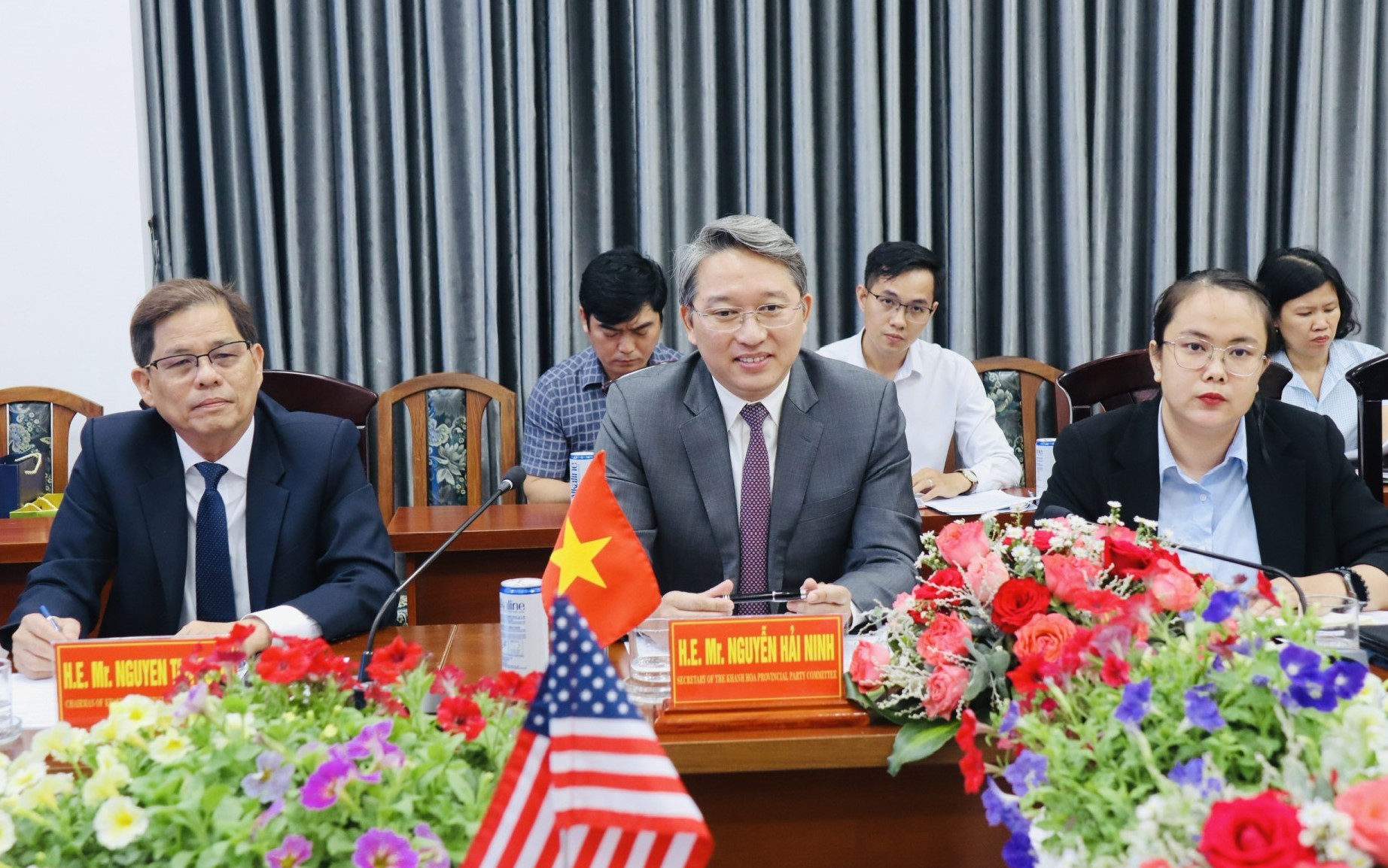 khanh-hoa-hop-tac-hoa-ky-01-1712712863.jpg
