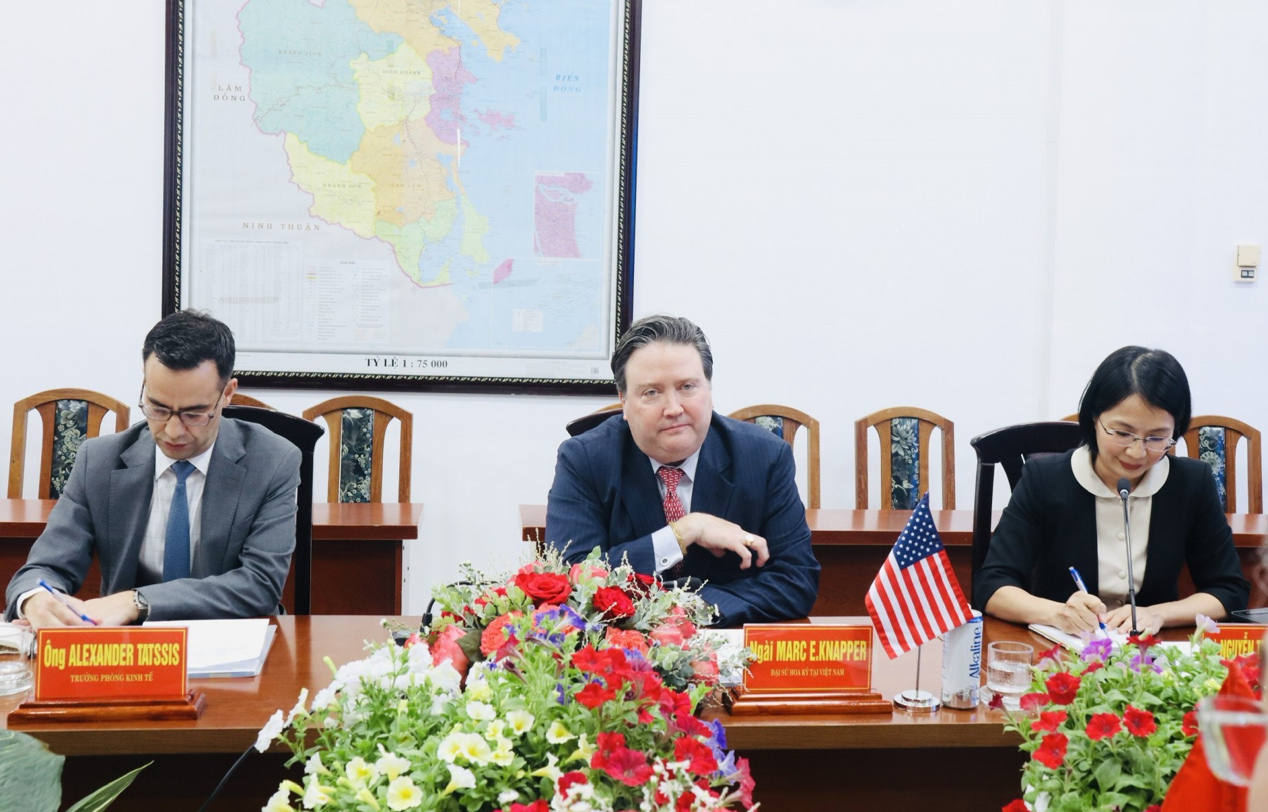 khanh-hoa-hop-tac-hoa-ky-02-1712712903.jpg