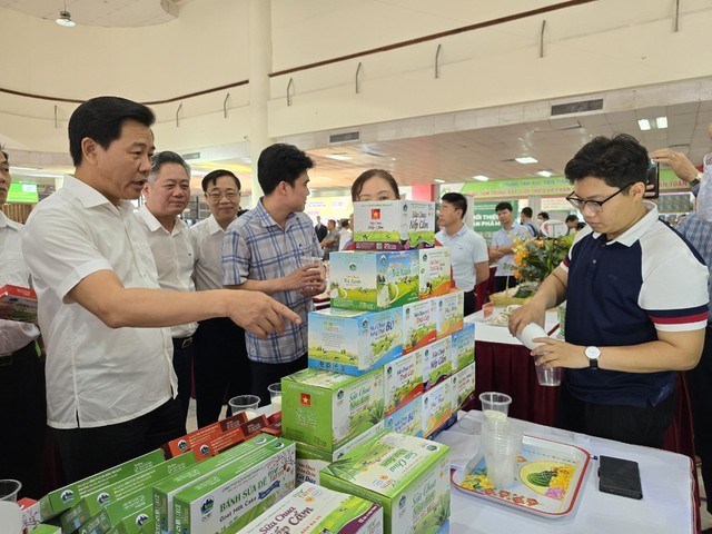 ocop-lang-nghe-doanh-nghiep-kinh-te-xanh-4-1712999786.jpg