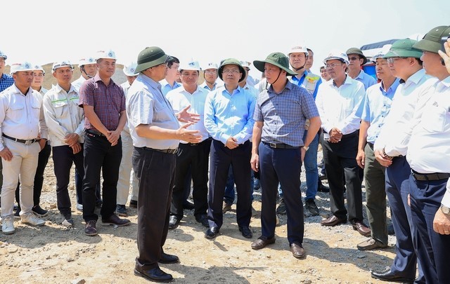 thu-tuong-kiem-tra-du-an-giao-thong-06-1714380639.jpg