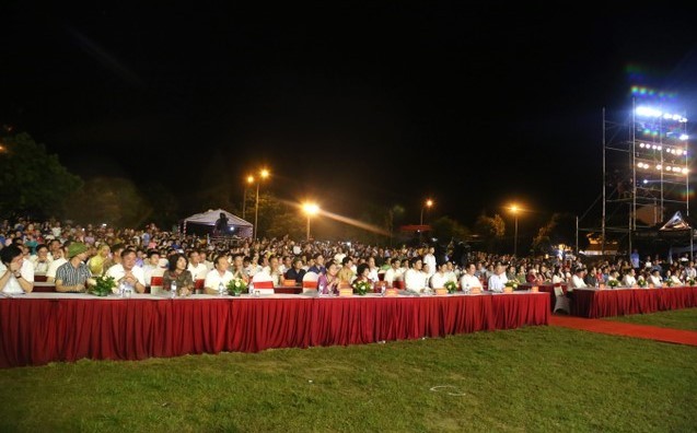 le-hoi-lang-sen-2024-01-1715503906.jpg