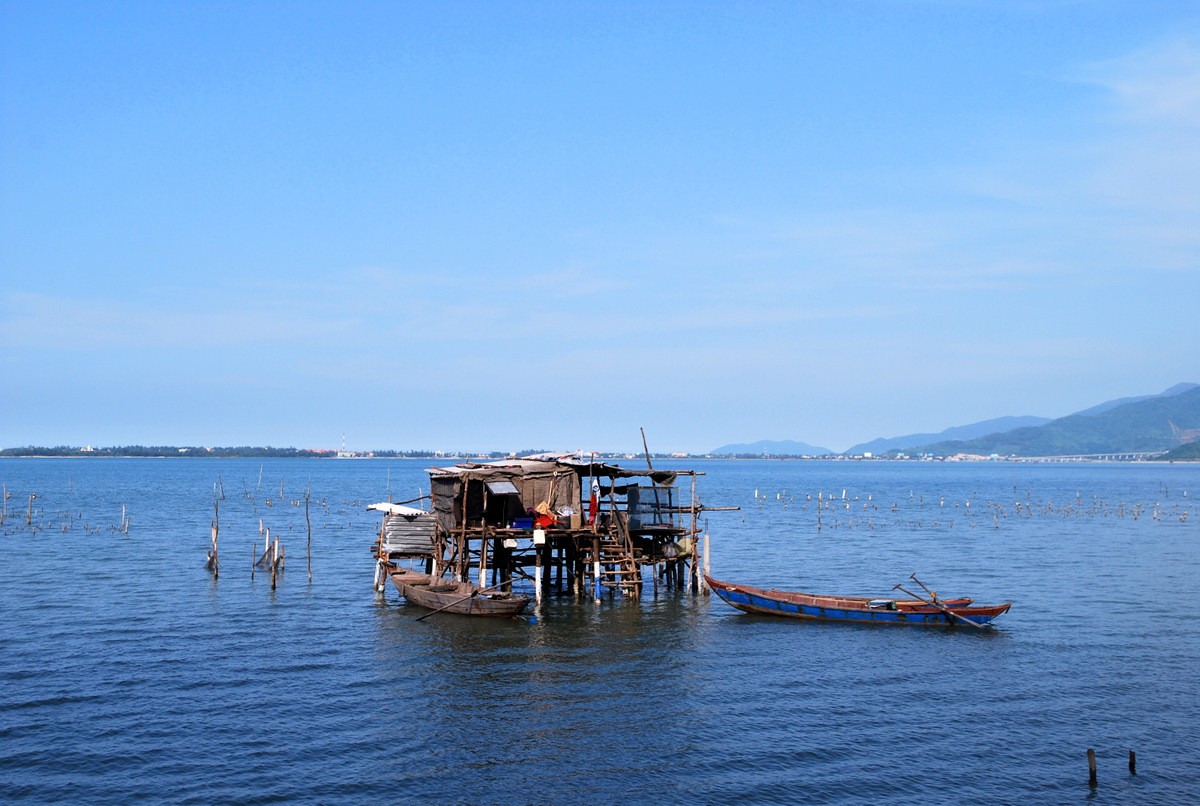 vinh-lang-co-dep-tua-chon-than-tien-5-1716005515.JPG