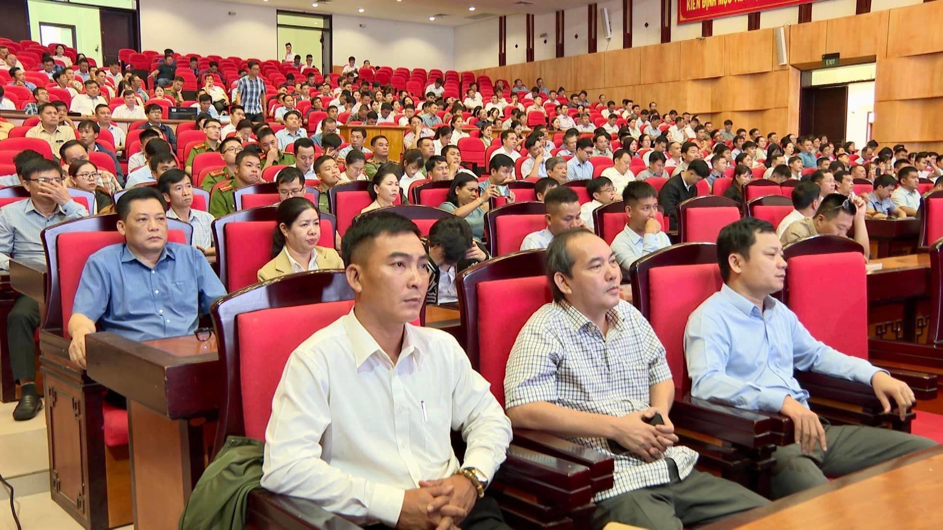 dai-dien-cac-co-quan-so-ban-nganh-den-tham-du-hoi-nghi-1716280532.jpg