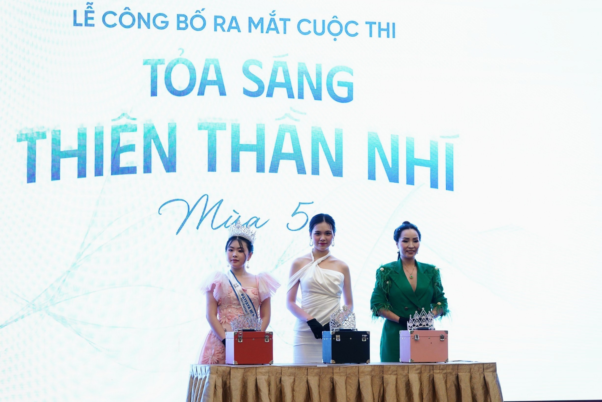 btc-cong-bo-vuong-mien-cua-quan-quan-va-a-quan-cuoc-thi-1716791365.jpg