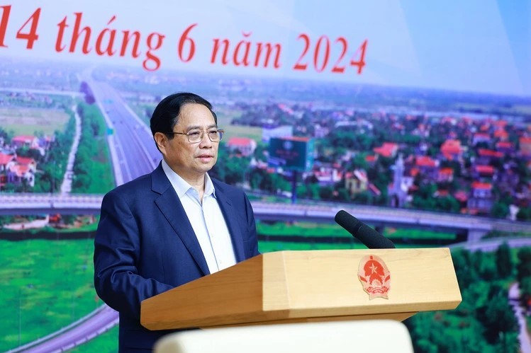 thu-tuong-hop-ban-chi-dao-giao-thong-trong-diem-1-1718335329.jpg