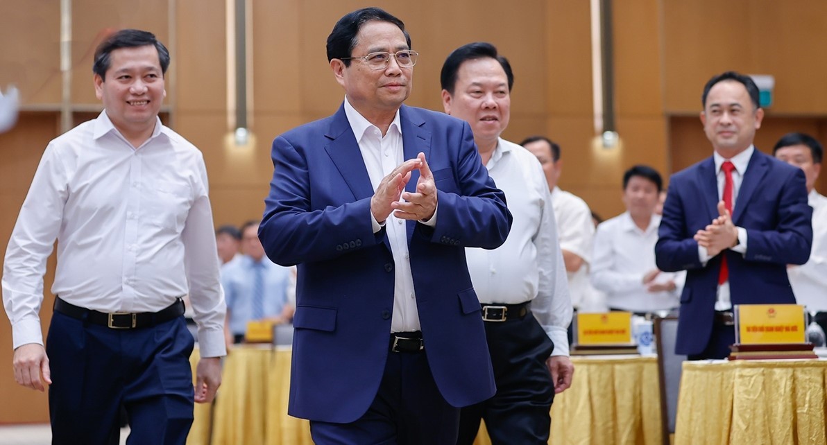 thu-tuong-lam-viec-khoi-doanh-nghiep-nha-nuoc-1-1718455800.jpg