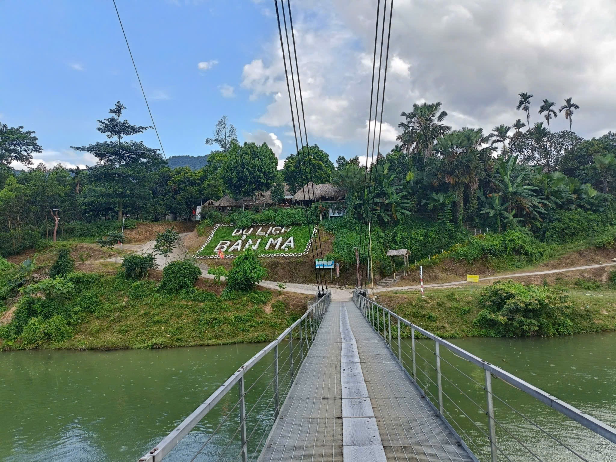 du-lich-thanh-hoa-2-1735134829.jpg
