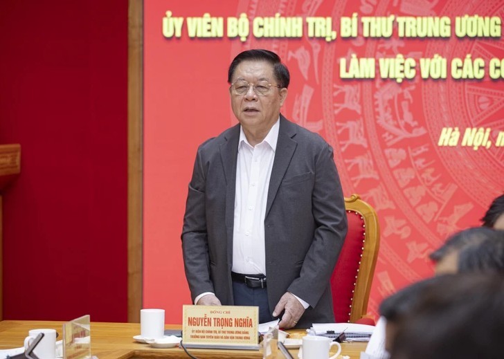 sap-xep-tinh-gon-bao-chi-4-1742973589.jpg