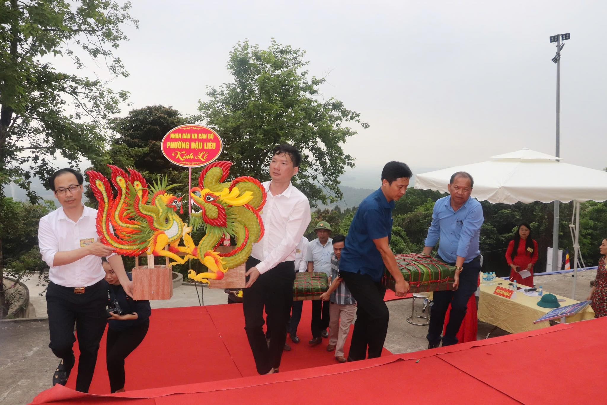 gio-to-vua-hung-2025-2-1743904874.jpg