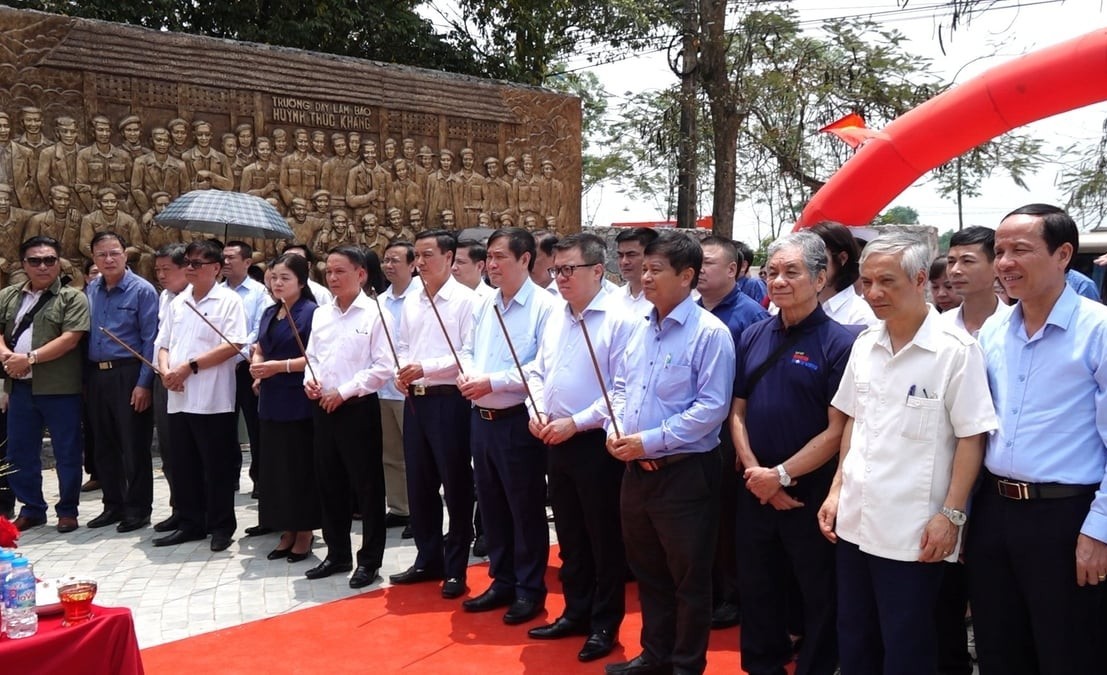 hoi-nha-bao-chuong-trinh-ve-nguon-3-1745204563.jpg