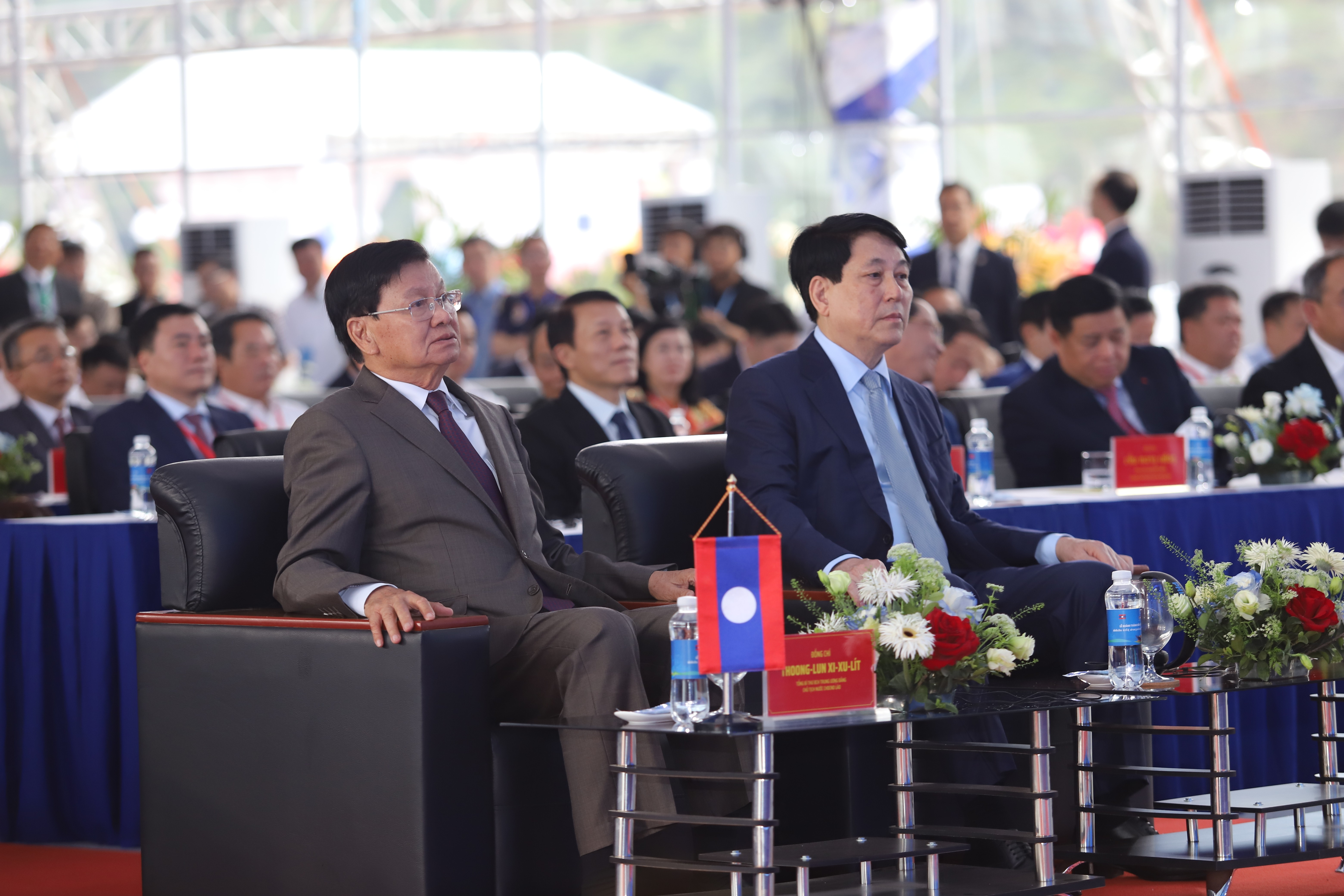 khanh-thanh-cang-viet-lao-1-1745845803.JPG
