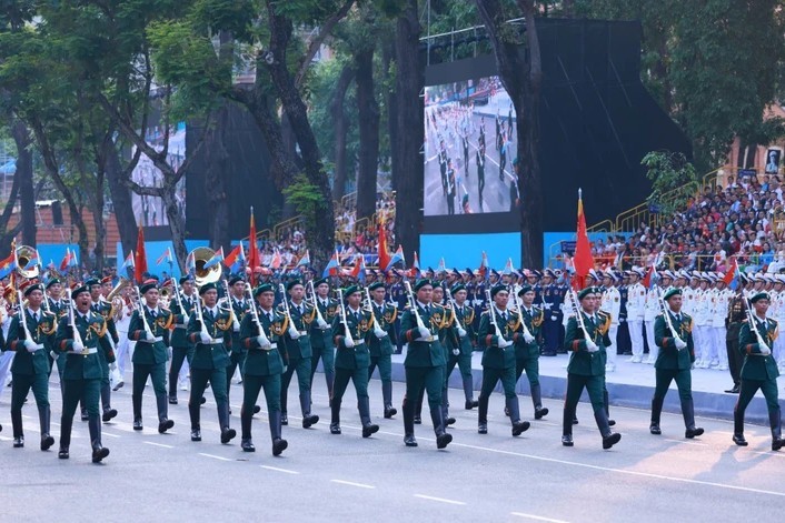 dieu-binh-ngay-thong-nhat-dat-nuoc-4-1745974096.jpg