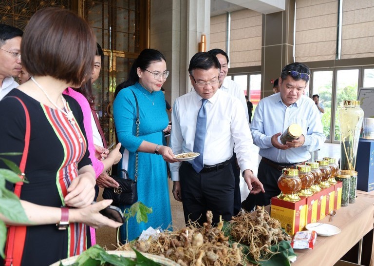 phat-trien-cong-nghiep-duoc-lieu-4-1746864055.jpg