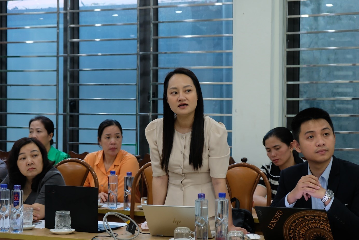 hoi-thao-mo-hinh-quan-tri-doanh-nghiep-hop-tac-xa-tren-dia-ban-ha-giang-4-1747016610.jpg