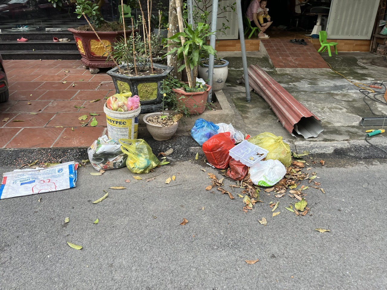 rac-dong-nam-2-1747055595.jpg