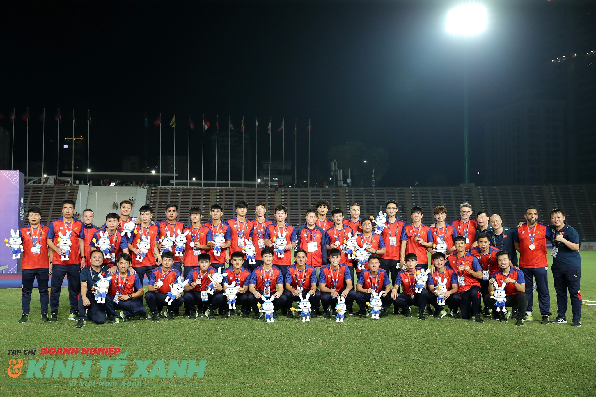 Đội tuyển U22 Việt Nam giành Huy chương đồng tại SEA Games 32, tổ chức tại Campuchia