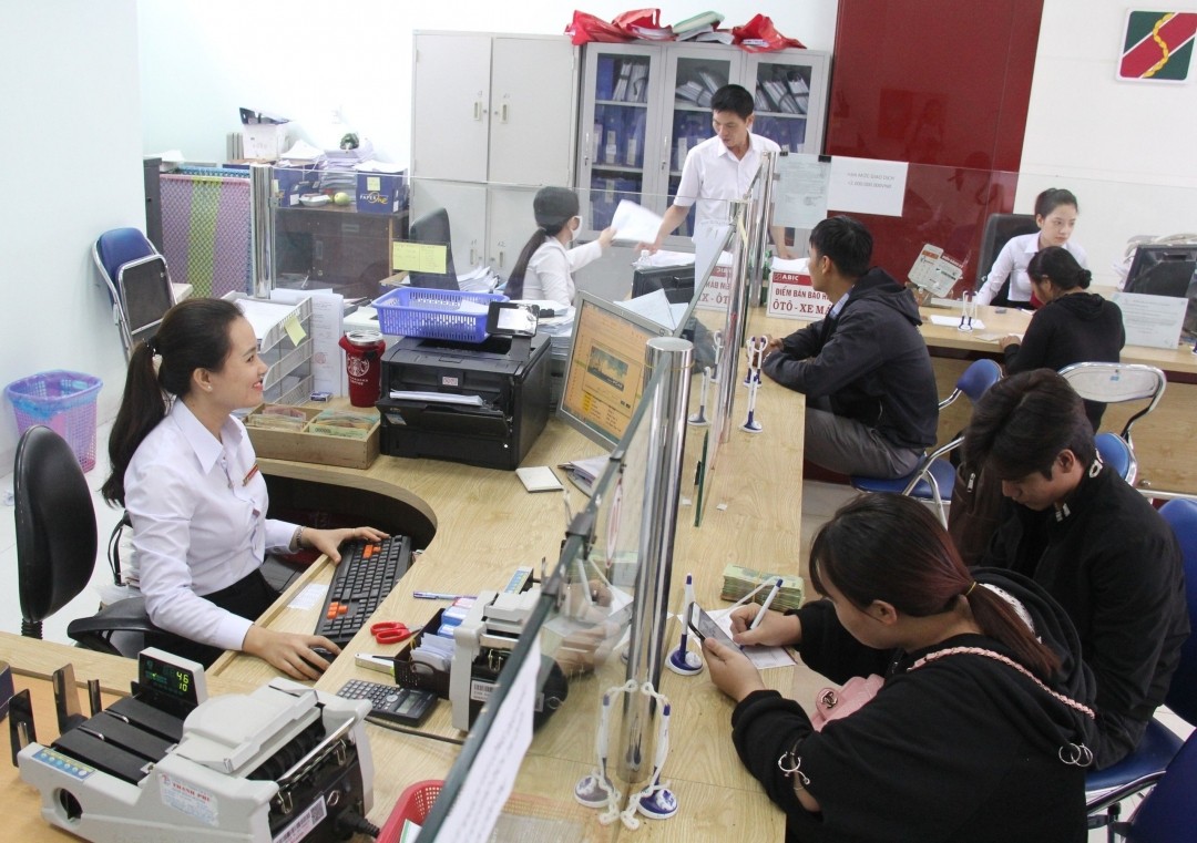 he-thong-cac-ngan-hang-tai-dak-lak-se-tich-cuc-trien-khai-cac-chinh-sach-ve-tien-te-va-tin-dung-nham-ho-tro-doanh-nghiep-va-nguoi-dan-1748196262.jpg