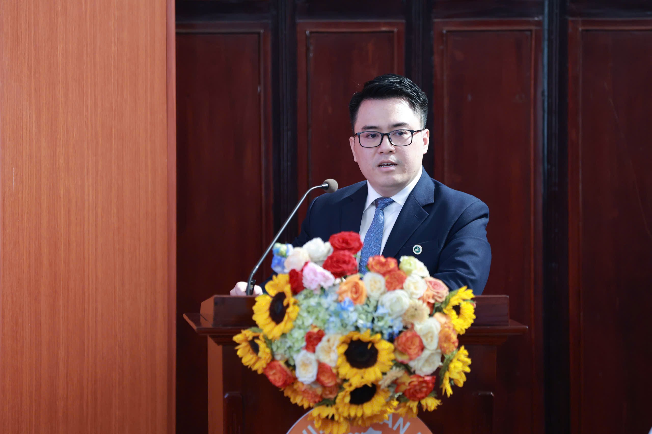 ong-to-tran-hoa-1748312770.jpg