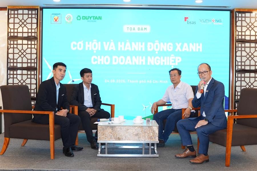 Toàn cảnh hội thảo do Hội 10Lc88 Casino & Thể Thao Link Mới Hàng Việt Nam Chất lượng cao tổ chức, thảo luận về giải pháp và chính sách thúc đẩy 10Lc88 Casino & Thể Thao Link Mới chuyển đổi xanh.